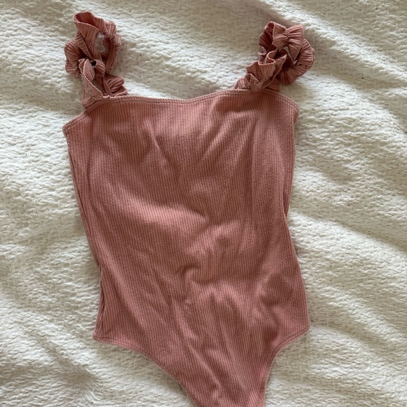 Aritzia Sunday Best FIRECRACKER Boydsuit Size XS in Blush - Picture 2 of 5